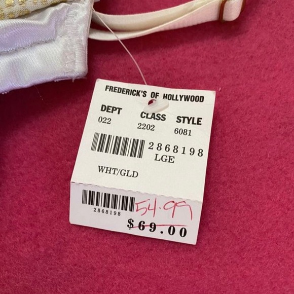 Fredrick’s of Hollywood corset with matching g-string - white & gold cheetah - Picture 11 of 11